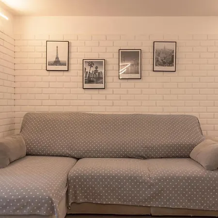 Toscana - Privacy - Free Fast Wifi - Free Netflix - Free Parking 公寓 *