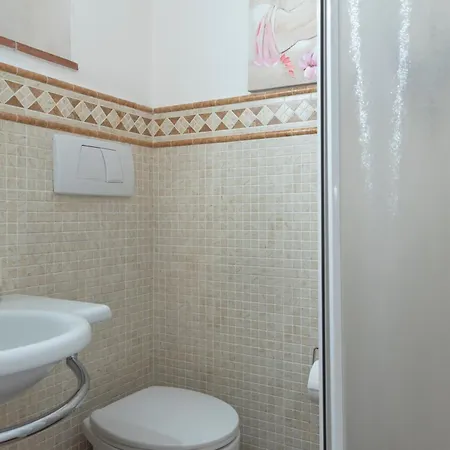 公寓 Toscana - Privacy - Free Fast Wifi - Free Netflix - Free Parking *