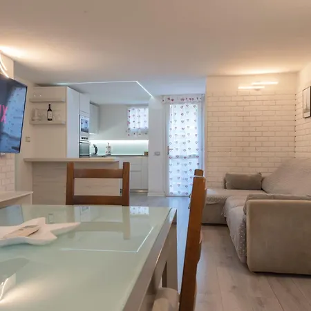Toscana - Privacy - Free Fast Wifi - Free Netflix - Free Parking