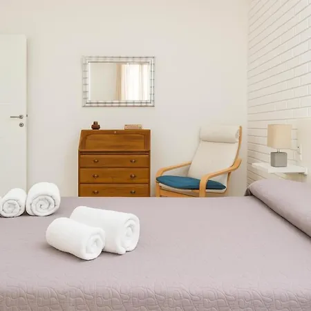 Toscana - Privacy - Free Fast Wifi - Free Netflix - Free Parking *